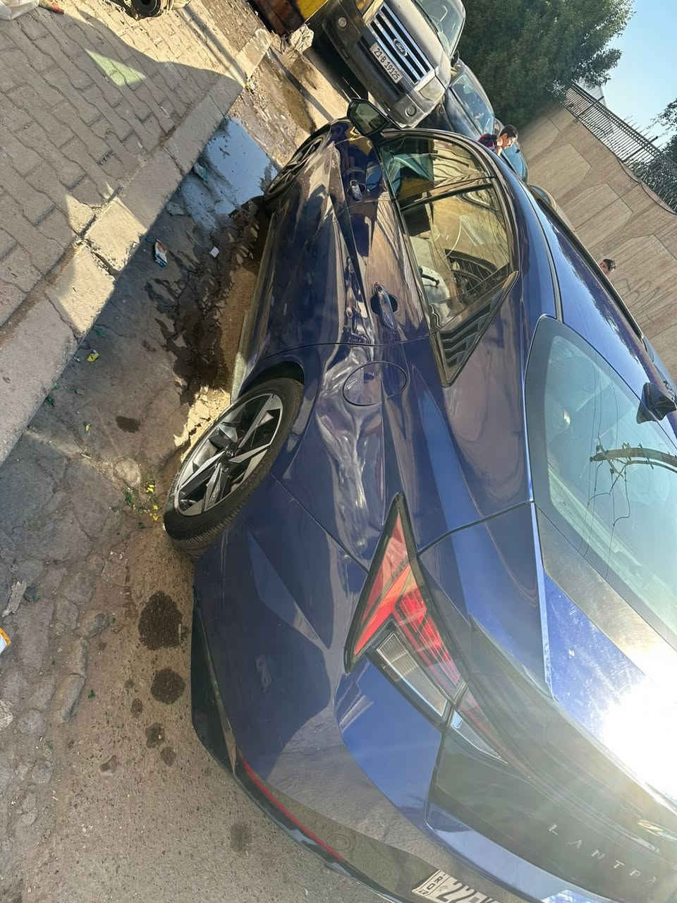 ياالله
السلام عليكم 
((للبيع فقط أعتذر عن المراوس)) 
...هونداي النترا موديل 21 شكل ال 22... 
(رقم اربيل الإنكليزي الجديد باسمي اتريد وكالة أو تحويل اني حاظر وبالخدمة) .
((حادثه موضح بالصور .
مواصفاته...N Line...
بصمة تشغيل وبصمة فتح أبواب وتشغيل عن بعد.
فتحة سقف.
محرك 1600 تيربو Sport.
فول تحكم استيرن.
ثلاث أنظمة قيادة.
رادارت امامي وجانبي وخلفي.
شفتات ناقل الحركة .
شاحن واير لس .
لد نهاري امامي وخلفي.
لد بالدشبول متغير الالوان.
اشاير بالمري ونقطة عمياء.
كشنات جلد تتدفئة استيرن تتدفئة.
وباقي المواصفات معروفة ب N Line. مكان السيارة بغداد حي التراث 
السعر ب 135 بيها مجال 

***********
