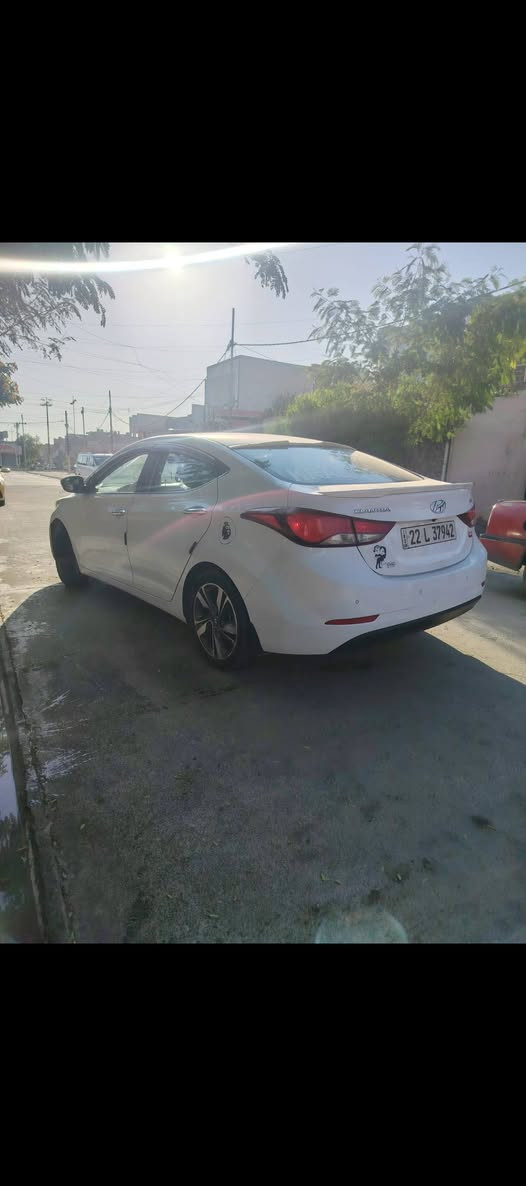 النترا 2014 مواصفات فول GLS معروفه
رقم اربيل 
بطاقه بانزين موجود 
ماشي 128 km 
سياره مال بيت مابيها اي نقص 
(بيها نص جامرلغ صبغ وقبغ جنطه تبديل بلادي شركه نفس الون) 
🎯ملاحضه سقف بيها كارت بالغسل كامت صبغ تقريبا 5 cm 
محرك قبغ مفتوح بس شرط لا صرف ولا بخار
گير شرط 
4 تايرات جديد قبل اسبوع شادهن 
مكاني كركوك 
سعر 128$ وبيها مجال للطيبين 
☎*********** كركوك, العراق
