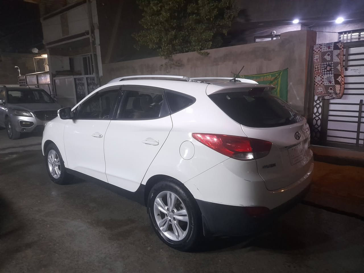 السلام عليكم توسان خليجي موديل ٢٠١١بغداد مكينة  ٢٠٠٠ بانوراما مكان السياره بغداد الشعب قرب سيطرة الشعب القديمة السعر المطلوب ١٣٨$ ***********
