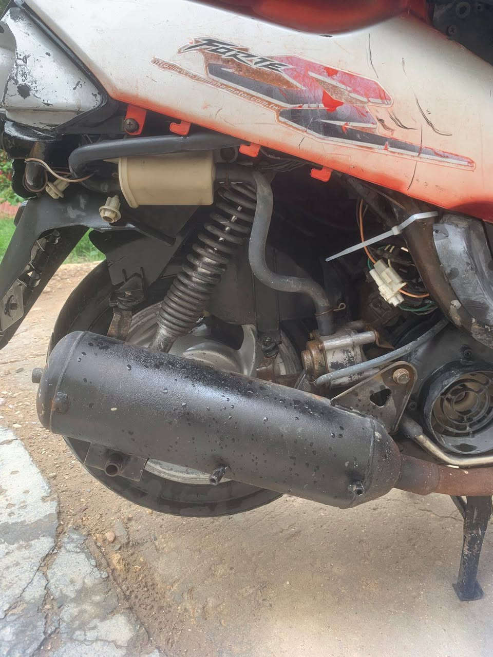 دراجه فراشه فضائي 140 مكينه نظيفه نكره سلف وهندر
شلعه ومعدل سعر 175 وبيها مجال بسيط 
مكاني بغداد البنوك رقم *********** واتساب
