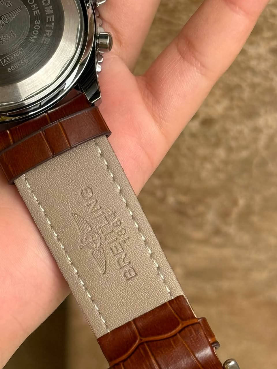 برتلنك طيارين سناتر شغاله زجاج زفير بطاريه كوارتز⌚️ً


**إذا كنت صاحب هذا الإعلان وتريد حذفه لأي سبب، رجاءا أرسل رسالة إلى الدعم الفني**