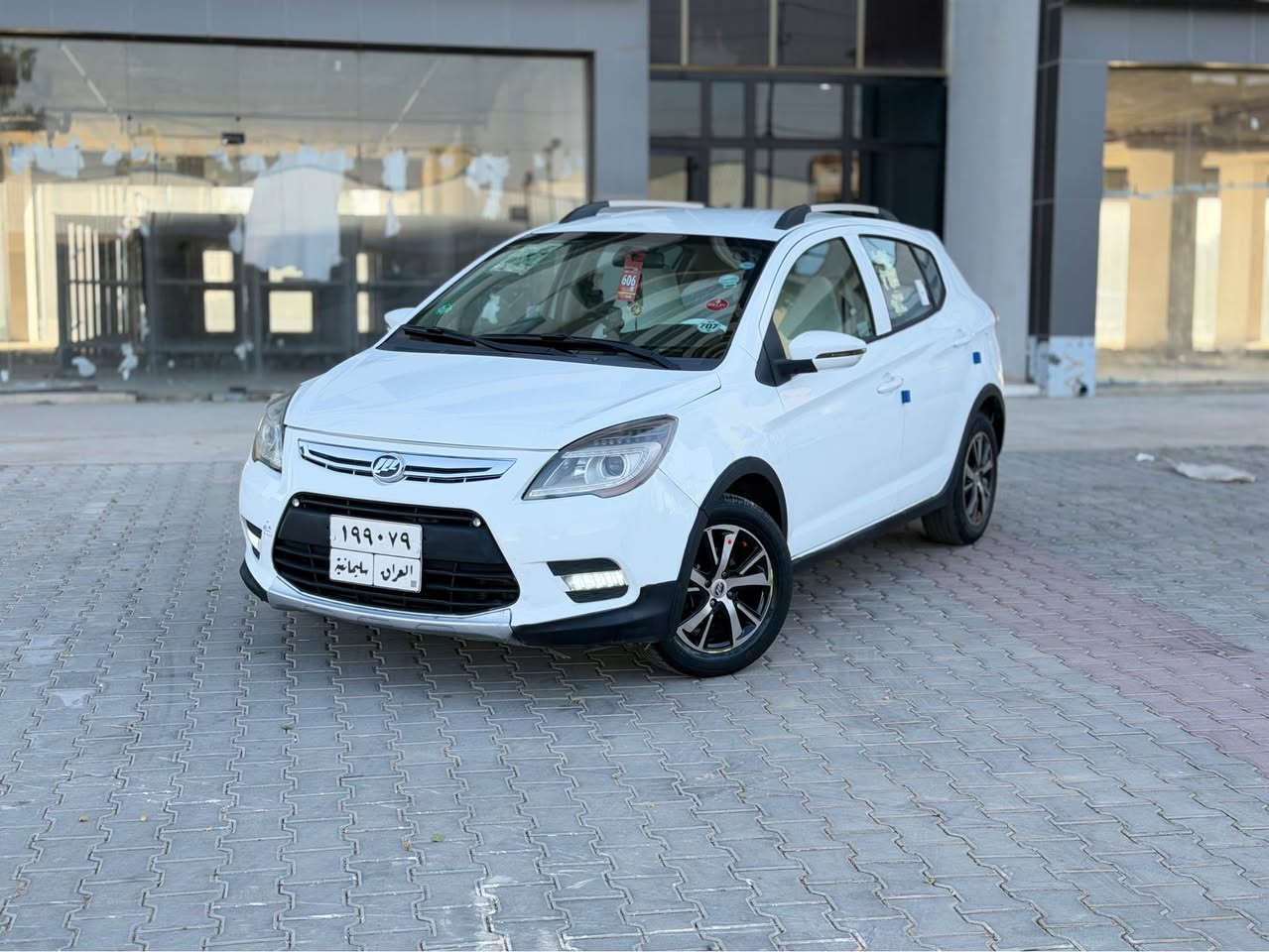 سلام و علايكم 
موديل ٢٠١٦ فول مصفات 

گير اوتماتيك تبريت ثلج سويج شخاته  جام كهربا مرايت كهربا  قفل مركزي abs اوكس بلتوث حساس خلفي شاشه الكتروني 

سنويه جديد  دفتر بانزين موجود 

سياره مكفول من صبخ وضرر
كير محرك بشرط لا صرف لا صوت لا بخار

سعره ٥٧ بي مجال قليل 
*********** كركوك, العراق
