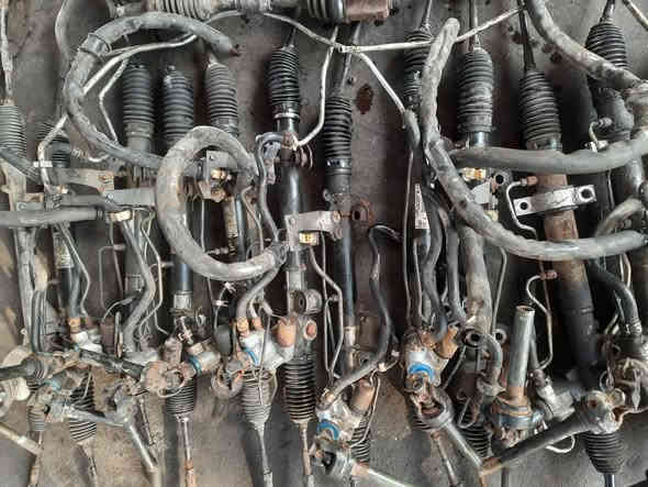 مشط استيرن التيما من موديل ٢٠٠٣ الى ٢٠١٨ مع درامشفتات محلات سنتر نيسان الموصل ويوجد توصيل سريع لجميع المحافظات للاستفسار اكثر وتساب ***********
