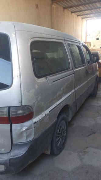 السلام عليكم ستاركس للبيع ٢٠٠٥ رقم واسط مكينه مفتوح بيها بخار كير واكسل شرط السيارة شواصي اثنين معمرات او واحد مااعرف بالظبط والسيارة جارده كلها بيها ضربه يم قبق الكاز حداديه المهمات مكملهن فقط ربل السعر ٤٣ وبيها مجال للطيبين وشرط تحويل تاخذ مصفرة من كلشي للإستفسار واتس ***********
