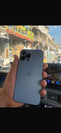 آيفون 13برو ماكس فول نضافة لجهاز مامفتوح ولا مبدل بي ايشي لون لمميز لب...