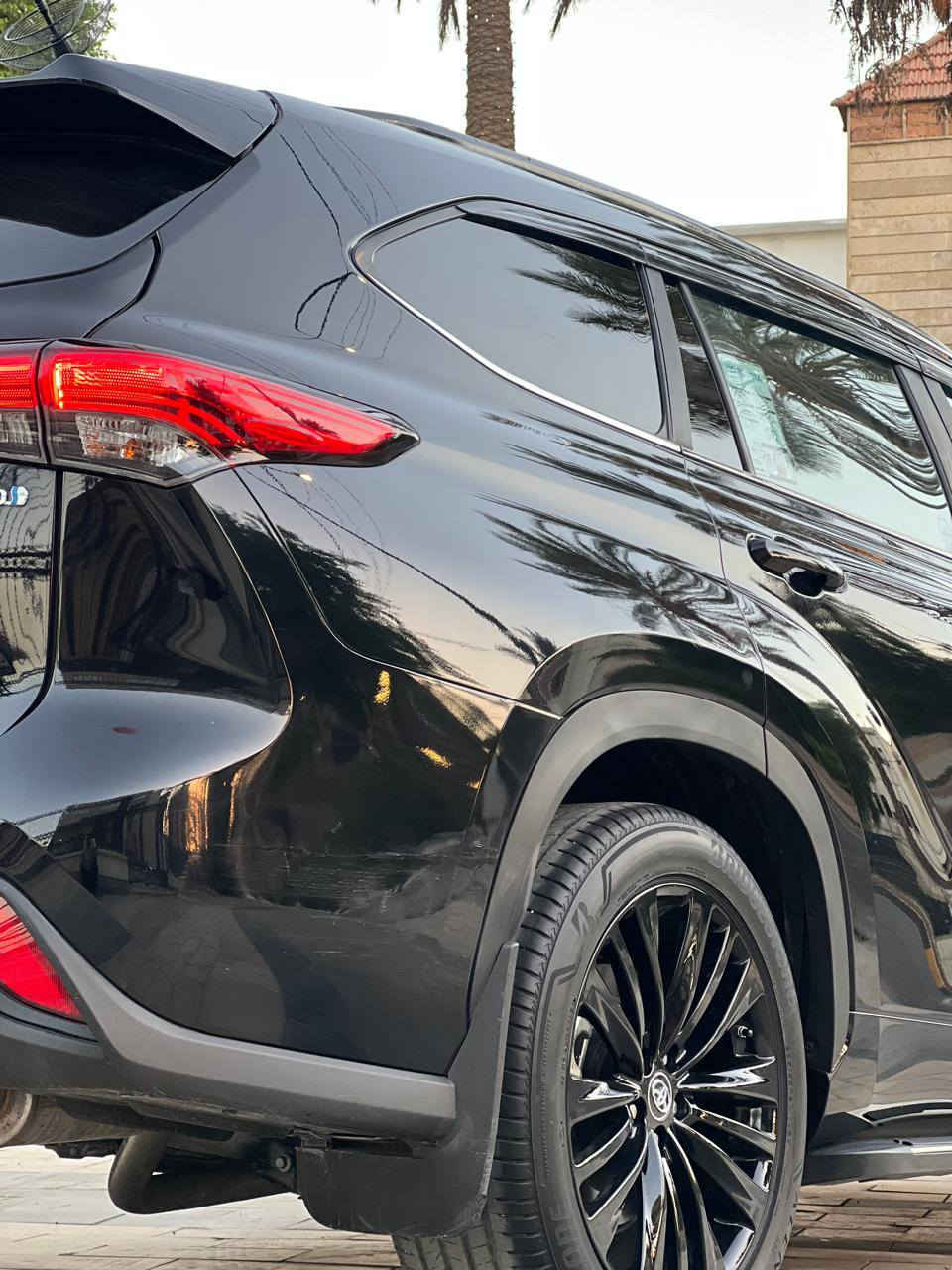 السلام عليكم  للبيع أو مراوس هايلاند هايبرد موديل 2023 فول مواصفات السعر232وبيهه مجال الحادث مرفق بيهه تعديل بلشواصي الأمامي  السياره كامله آخر حبايه وجديده عنوان بغداد شارع حيفا ***********
