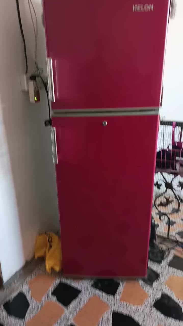 ثلاجه للبيع‏‪***********‬‏
