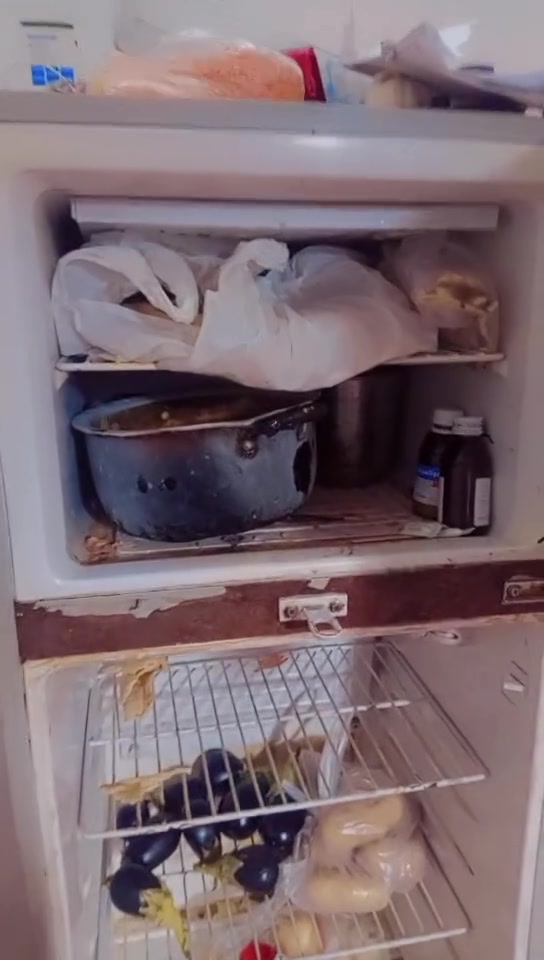 لبيع ثلاجه شغاله بس مشلوعه الباب مكان كربلاء البوبيات حي الزهراء سعره 50حجم وسط


**إذا كنت صاحب هذا الإعلان وتريد حذفه لأي سبب، رجاءا أرسل رسالة إلى الدعم الفني**