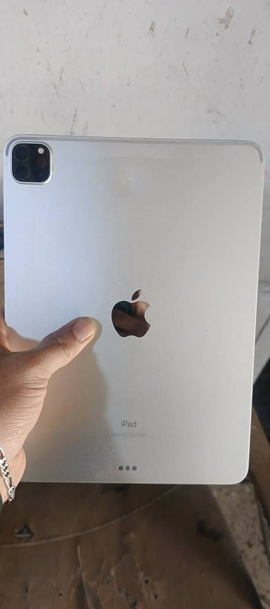 باد 11برو 
2020 جهاز ماداخل تصليح وعندي من 2021  على ايدي وغراضه كامله العسر  300 الف


**إذا كنت صاحب هذا الإعلان وتريد حذفه لأي سبب، رجاءا أرسل رسالة إلى الدعم الفني**