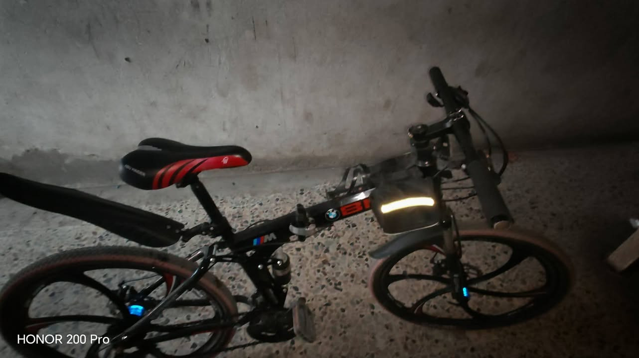 السلام عليكم بايسكل بي ام دبليو ما بي نقص رايدة 75وبي مجال للطيبين مكاني الشعب


**إذا كنت صاحب هذا الإعلان وتريد حذفه لأي سبب، رجاءا أرسل رسالة إلى الدعم الفني**