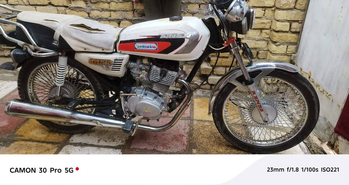 سلام عليكم درجة تايكر وراق موديل 20وراق أصولي كهربيات شاير بك لايت كلهن شغلات دشبول كامل جديد ( مكينه نضافه مالته تخبل  نضيفه مكينه تجي شوف ماكو مثل نضافته ناعمه٠٠ عل يدي +/ وياله جدد تايرات نضاف دهن وال باول كله جديد درجة ماناقصه برغي 🔩 شغل كبل طلع (ملاحظة ام بي ثري مو لي مال صاحبي مايبيعه) مو شراي رجاهن لا يتعبني [سعر 400]بي مجال الطيبين 🤝 رقمي *********** العنوان بابل قضاء القاسم
