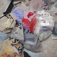 ملابس • ملابس للبيع • ملابس شخصية • ملابس مستعملة • ألبسة • أغراض للبي...