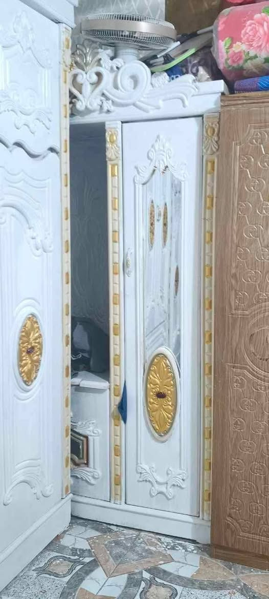 مستعجله ع بيع اخوان عدنا عملية
سلام عليكم عندي غرفه عراقي طابقين للبيع أمانه الله قويه تفصال
بس انه صابغته بالبيت جان لونهه ماعاجبني وصبغتهه صبغ اخشاب 
تتكون من 9 قطع اريدهه 800 الف 
 
عنوانا ناصريه الفداء شارع ابو لبنان قرب حسينه ائمه البقيع


**إذا كنت صاحب هذا الإعلان وتريد حذفه لأي سبب، رجاءا أرسل رسالة إلى الدعم الفني**