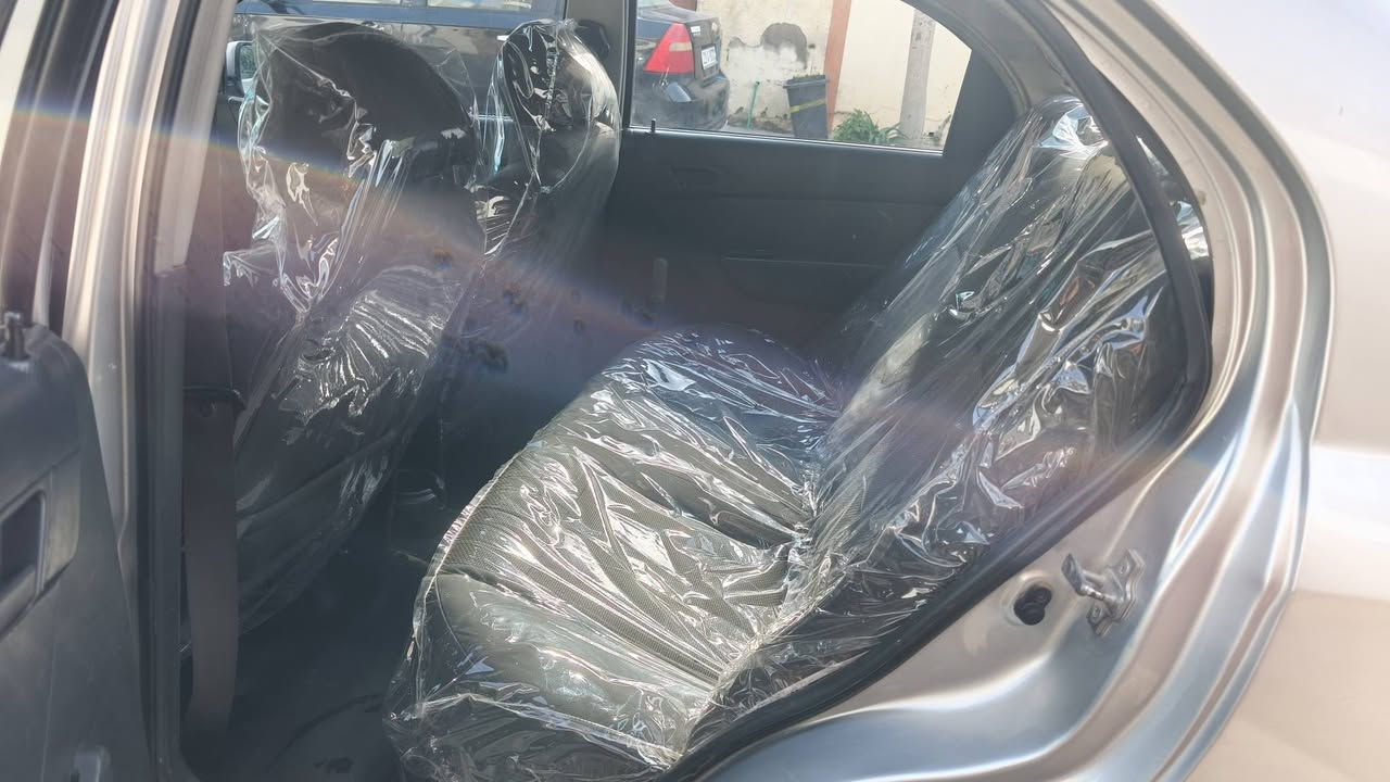 ئه فييو 2008 مه كينه گه وره گير عادى ته بريد ساردو گه رم مه كينه و گير و كاره بايي ته قه و ره قه هه مو گياني به شه رت چوار تايه يي لوك سه نه وى ره قه مي تازه به ناو خومه سه قف و چه ن پارجه ى بوياخ نيه به حيزام ئه يفروشم بي ده عم بي كالبونه وه شوين كه لار موشته ريت تلفون بكه *********** سعرى 54 و مجالي برايانه
