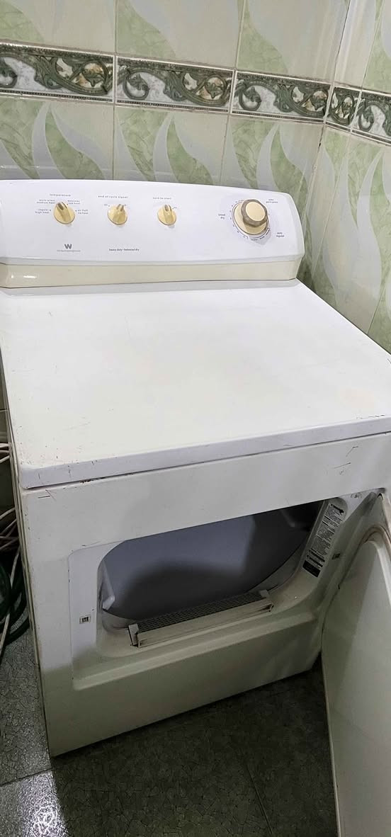 سلام عليكم
مجفف ملابس حراري امريكي
 ماركة White-Westinghouse
السعر 275 الف 
العنوان الشعب 
للاتصال *********** بغداد, العراق
