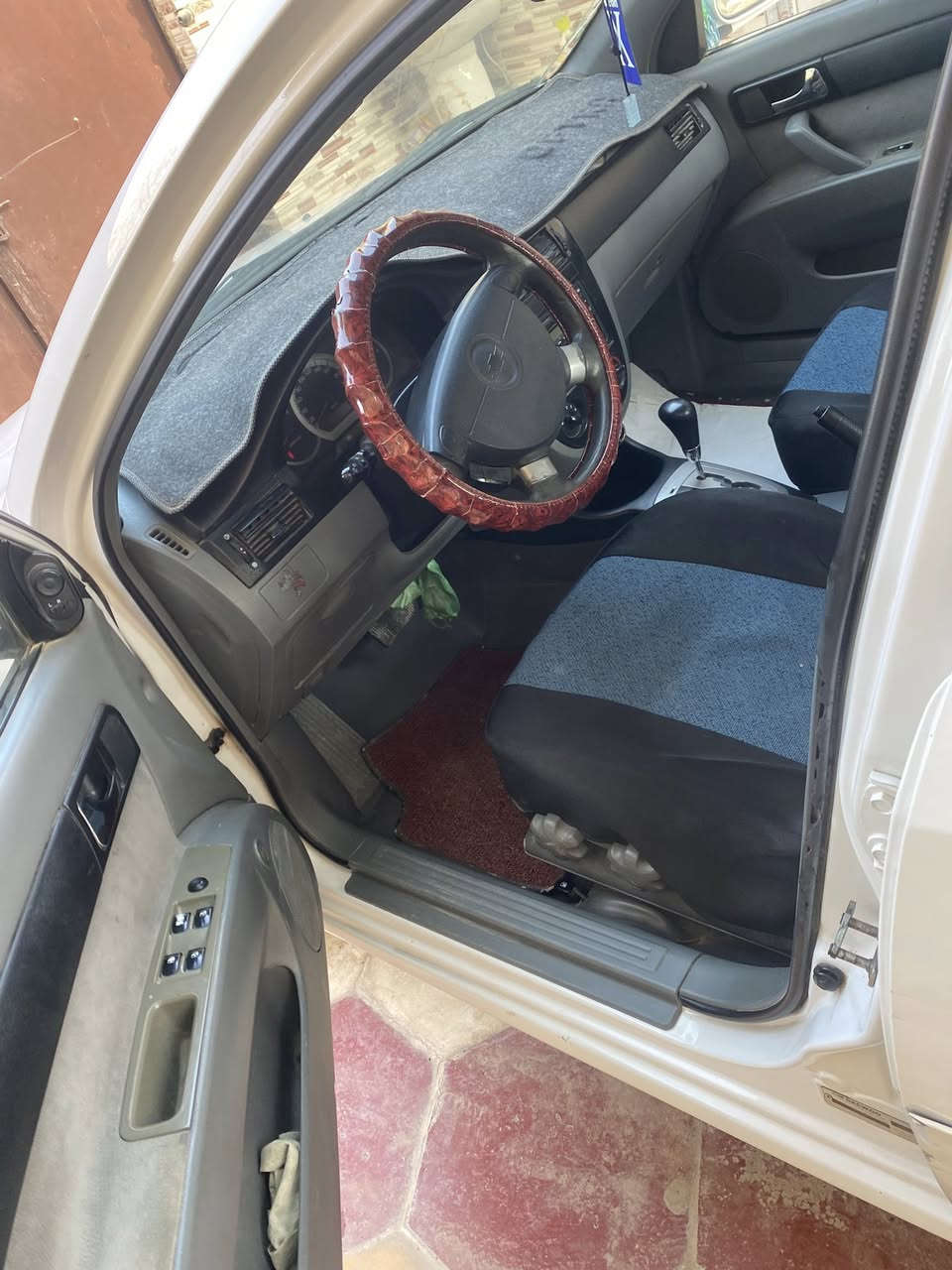 سلام عليكم للبيع اوبترا  2010بيه ٣قطع صبغ حداديه جديده محرك كير نظيفات ما بيه اي شي نقص السعر  ٧٢ بيه مجال العنوان كربلاءللاستفسار ع  هذه رقم ‭٠٧٧١ ٧٦٢ ٦٥٥٣‬
