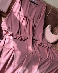 ملابس • جديد • بجميع الألوان