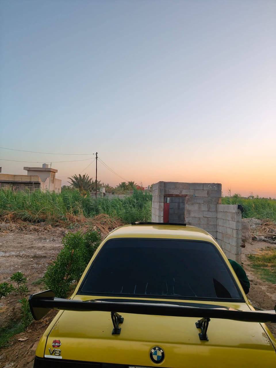 سلام عليكم اعيد وكرر للي يخابرني ويكلي الصور مواضحه 
حجي هاي السياره شوفت عينك بس شراي يخابرني قصط مابيع وماراوس ماراوس ابيع فقط 
خابرني وتشلع عيوني ***********

