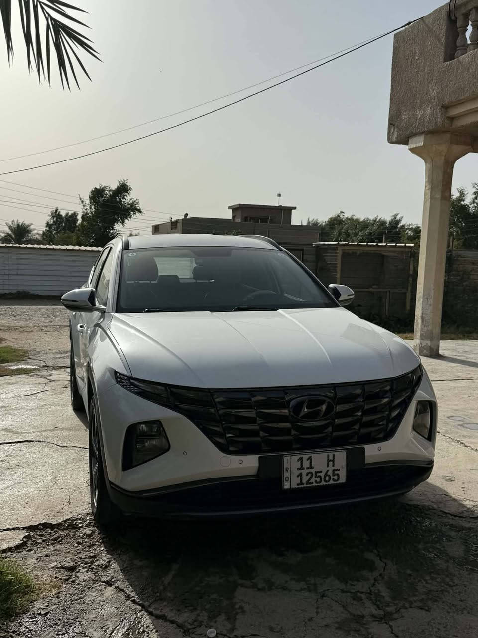 السلام عليكم 
توسان خليحي موديل ٢٠٢٢
السياره كفاله عامه 
فول مواصفات دبل كشن كهرباء داخل ابيض كشن جلد عدا البنوراما 
محرك ٢٠٠٠ دوش بلادي
سبير منازل
سياره كله ع وضع الشركه 
رقم بغداد شرط التحويل
وشرط السونار
مكان السياره المحموديه
***********
***********
