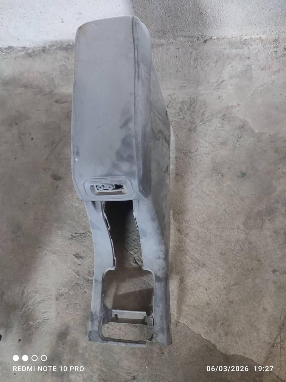 اغراض مازدا 626
موصل الجانب الايمن
***********
