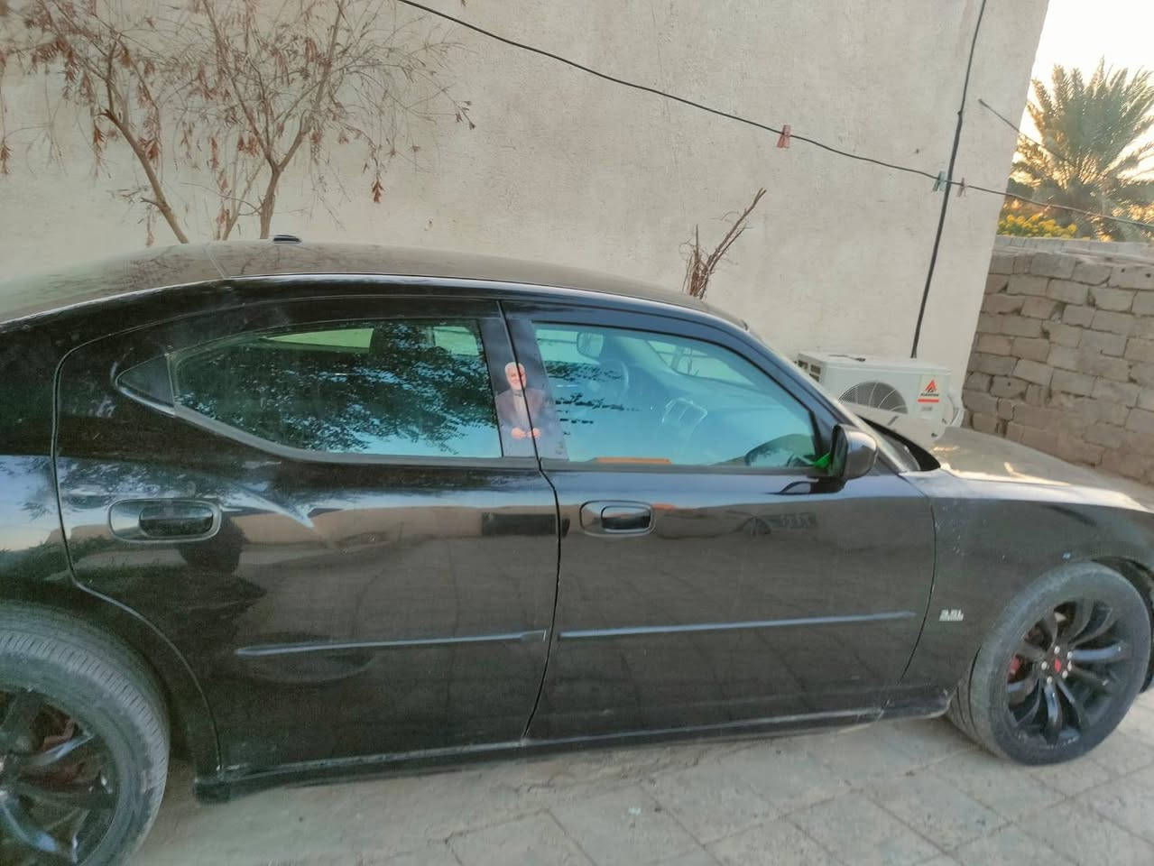 موديل ١٠ ضربه جاملغ خلفي وارد امريكي ول جاملغ الكدام مبدل السياره مو اليه شاهد الله ملف بل نشر السعر ٩٠  الي يريده يخابر صاحبه *********** لحد يجيني خاص مو اليه السياره
