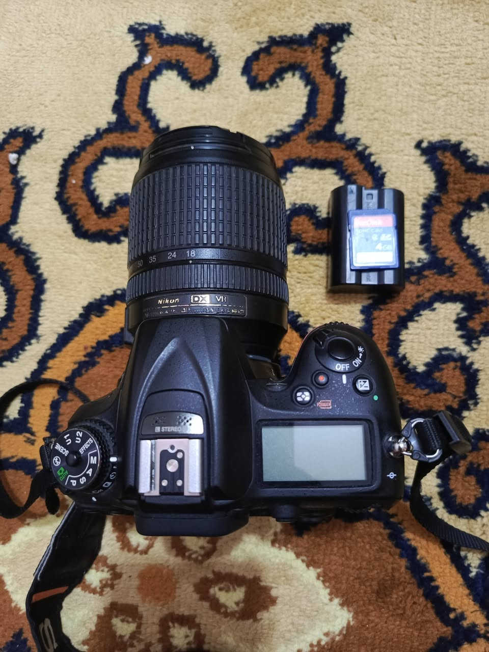 السلام عليكم / كامره نيكون 7200 تايلندي اصلي
الملحقات :٫  
عدسه 18.140 vr  
بطاريه 1 
شاحنه  اصلية 
رام 4G سان ديسك اصلي
حزام كتف من شركة سوني 
جنطه ضد الماء 
حتى الاكياس موجودات 

الشتر 8الف 
الكامره معروفه بمواصفاتها تحتوي على واي فاي وذات جوده 24.2 وبديها مقاوم للصدمات وتحكم عن بعد 
الكامره حيل جديده مستخدمه  اسبوع فقط  سعرها 675وبيها مجال 
الموقع/ انبار فلوجه /  يوجد توصيل 
تواصى خاص  او اتصال + واتساب  *********** 

*ملاحظة// فحص امام المندوب
