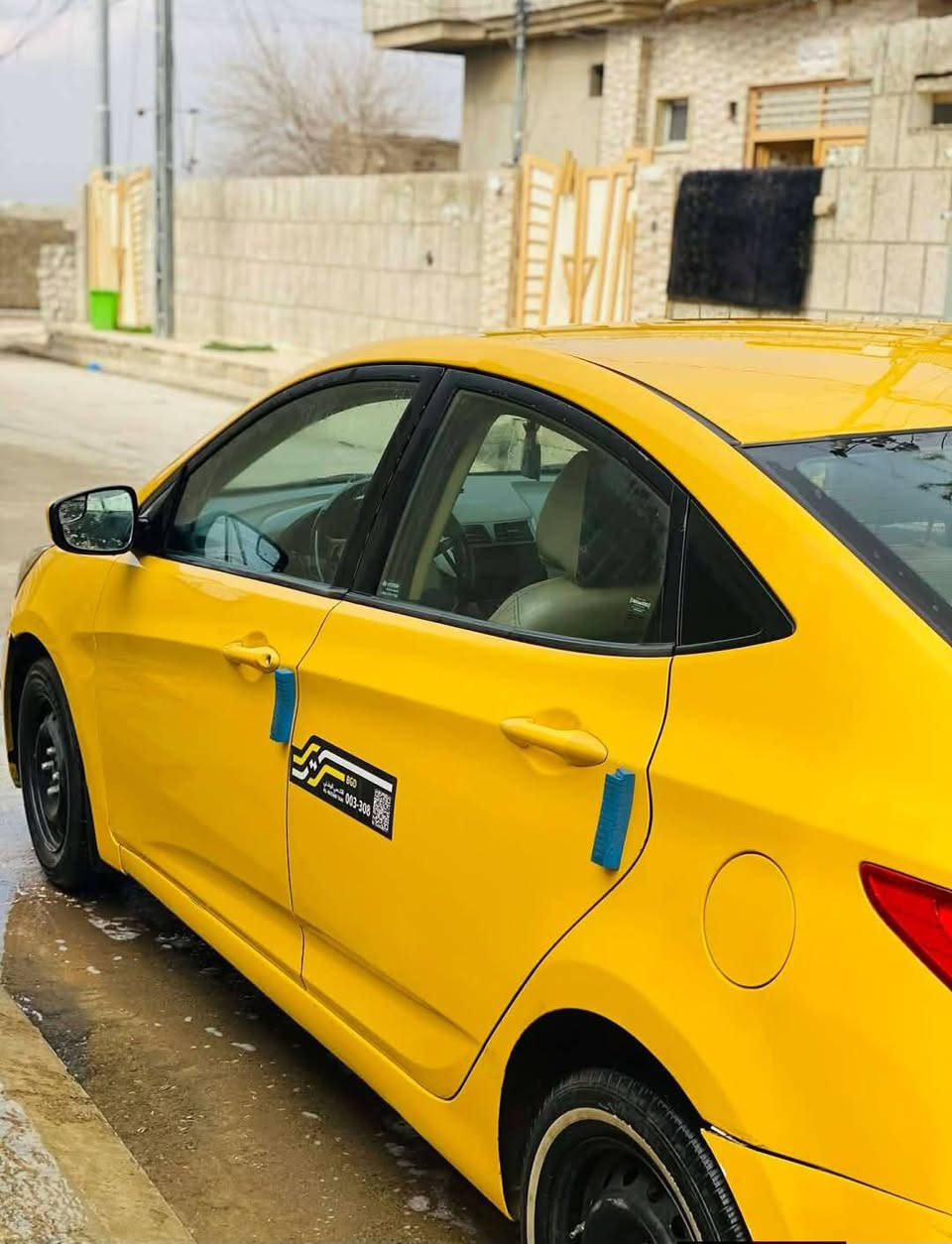 اكسنت 2014امريكي محرك 16 جي دي گير ايتي 
ضررها بونيد وجاملغ بدون دواخل بأسمي اني الشرعي كابون بانزين بيها رقم بغداد دولي سعر 78 بيها مجال قليل مكانها الموصل الايسر***********
