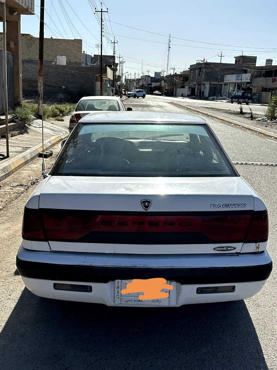 السلام عليكم اسبرو للبيع موديل١٩٩٦ داخلها نضيف بلاديه حداده نظيفه محرك امبدل جديد السعر ٣٥ وبيها مجال بسيط رقم الهاتف ***********
