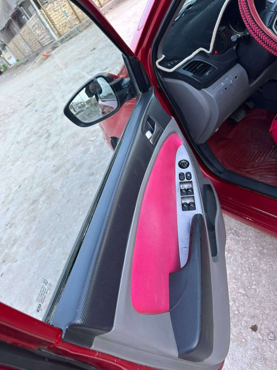 السلام عليكم
اكسنت موديل 2016 رقم واسط انكليزي دولي بأسمي تحويل مباشر لوحات دوليه 

_______________________

مكينه ١٦٠٠ تبريد ثلج حداديه جديده 

ماشيه ٩٠ تخم تاير جديد وارد امريكي ليبل واحد

فقط رش ٣ قطع بدون اي دواخل

___________________السعر ٨٥ وبي مجال

***********  العنوان الديوانيه مركز
