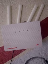 راوتر 4G • ٤ أنتينات • بحالة جيدة