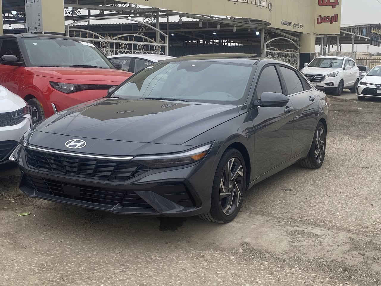 السلام عليكم
النترا اسمنتي  موديل ٢٠٢٥ لمتد هايبرد فول اعلى فئه تترقم جميع المحافضات الرقم مجاني مجاني 

حادثه فقط بارد بدون صبغ بدون تبديل شغل مرتب ماشيه ١٧ السياره جديده 

مواصفات 

بصمه تشغيل وتشغيل عن بعد

فتحه سلايد 

كشنات جلد وكهربائي وتدفئه تبريد 

كشنات ترحيب

داخل اوف وايت

شاشه دجتل كامل 

اشاره بلمري 

لايتات لد وزنون ولد خلفي 

حساسات خلفي 

رادارات امامي وخلفي وجانبي

اوتو هولد

سايد بريد دكمه ويل كب كروم 

السعر ١٧٥ مرقم كامل بيه مجال مكاني بلحله 

***********
