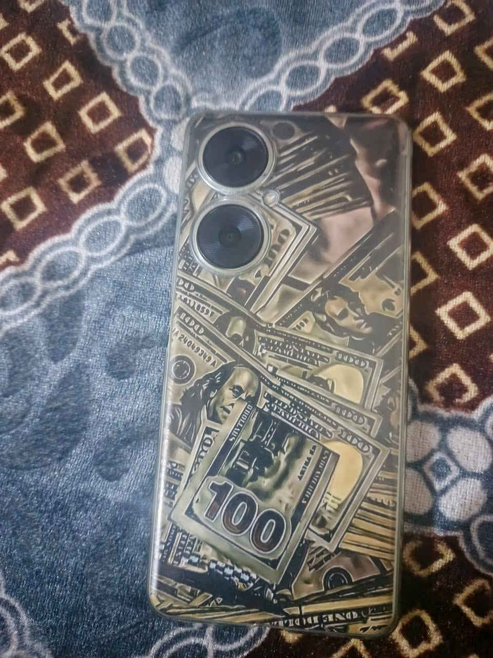 سلام عليكم جهاز هواوي بوفا11ذكره128ببجي60فريم سماعات ستريو جهاز ويا بس كارتونته سعر150

***********
