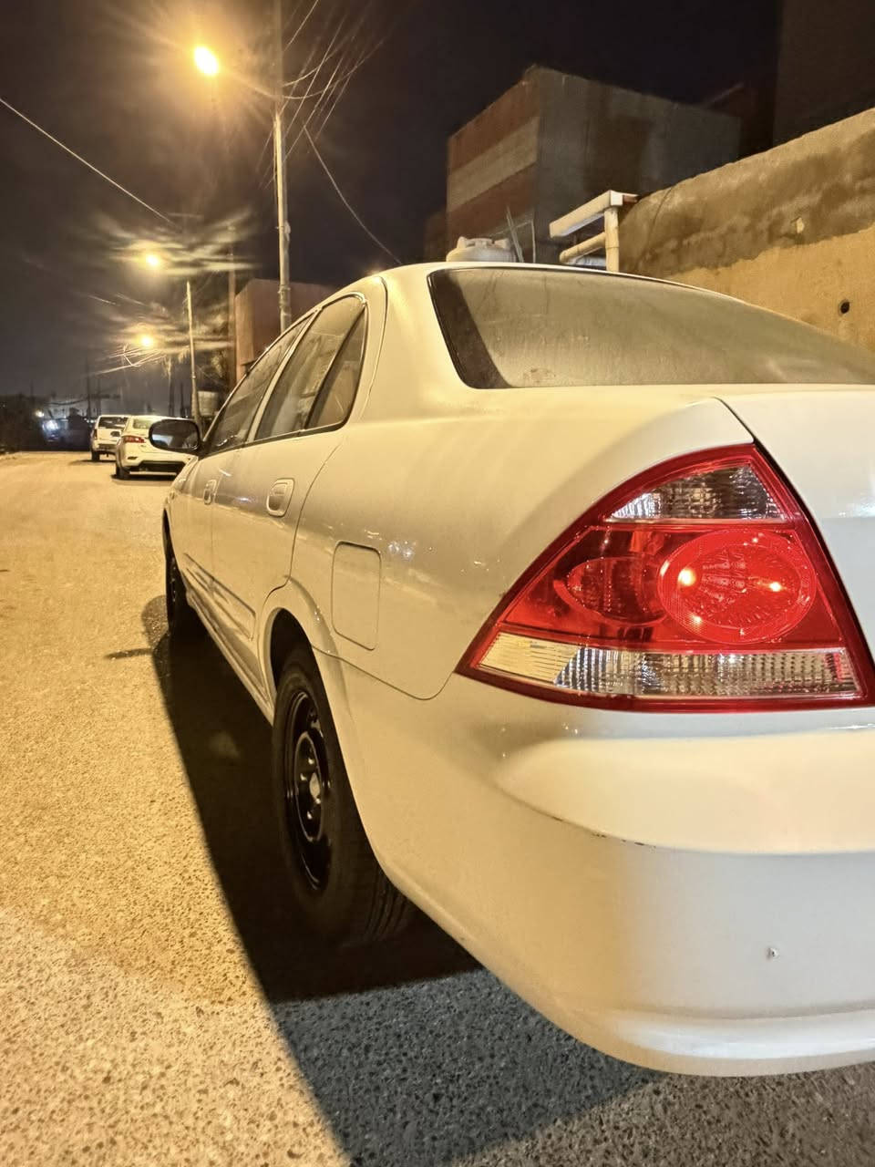 من رخصه الادمن سياره نيسان صني 2013سياره كفاله بيها طخات بسيطه شوف العين السياره باسمي تحويل ثاني يوم 
السعر 110بيها مجال قليل***********
