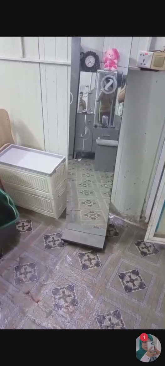 خمس قطع كلش نظيفه بس الفايبرة الورة مفتوحه يردالها تعديل سعره 350.وبيها مجال بسيط العنوان  بغداد جسر ديالي شراي يتفضل خاص


**إذا كنت صاحب هذا الإعلان وتريد حذفه لأي سبب، رجاءا أرسل رسالة إلى الدعم الفني**