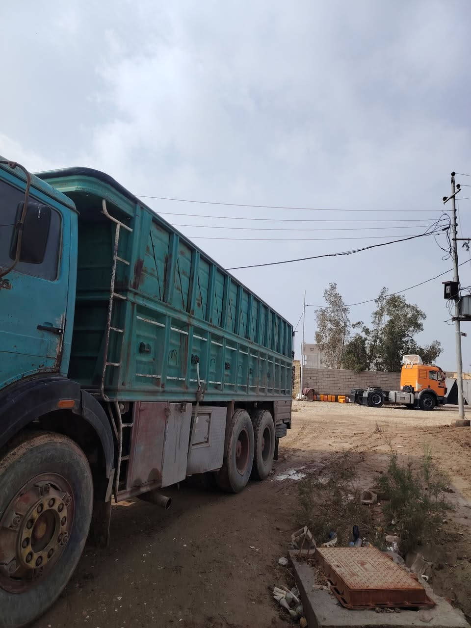 اللبيع البي سكس موديل 75 كير ومكينه مكفول تخم تاير نص جيف سنويه ال 32 المكان الكوت /***********
