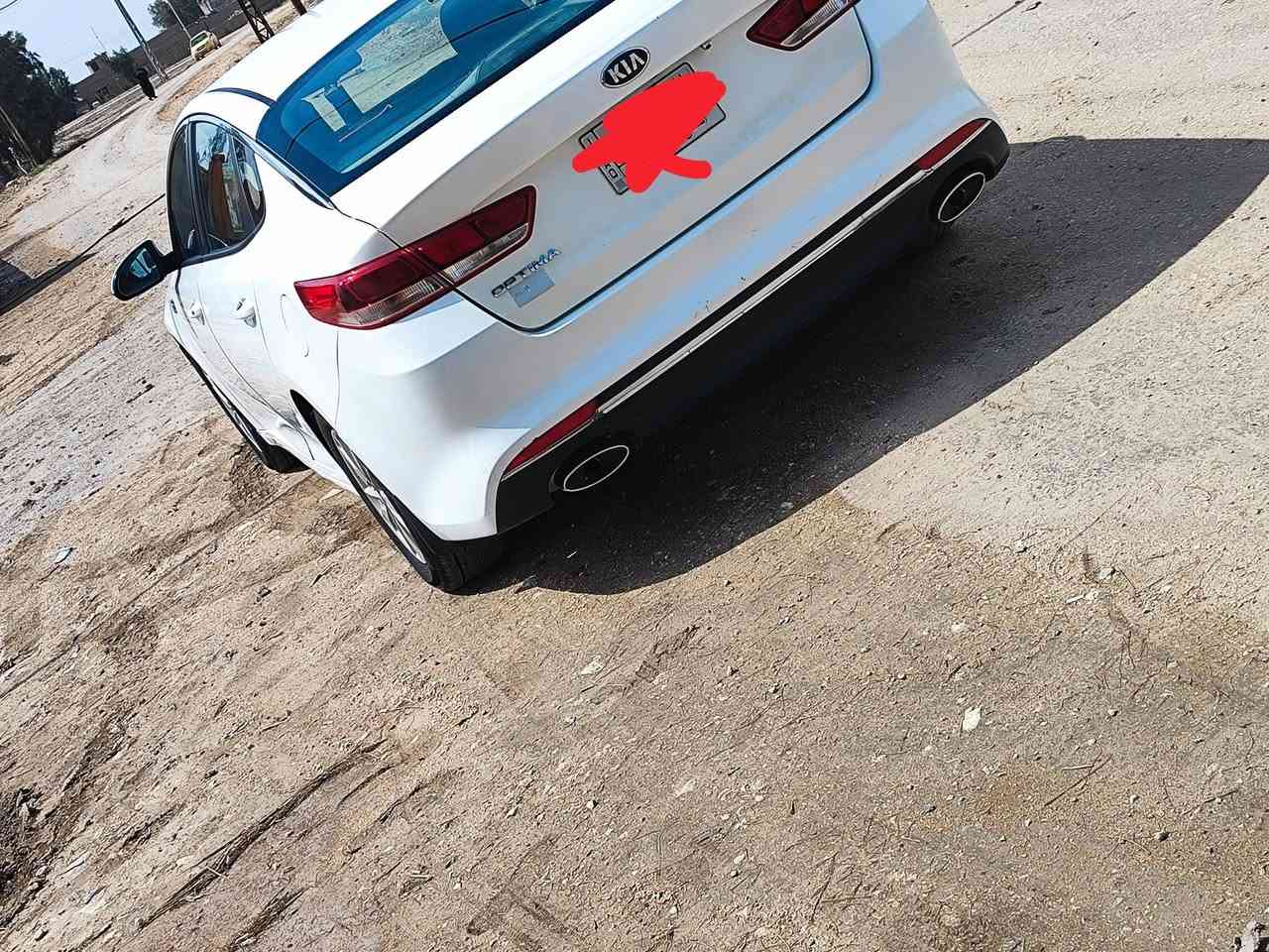 اوبتيما 2018خليجي مكينه 2400دوش تخم تاير حدادديه كارتون باتري جديد صار يومين من شديته مكينه وكير شرط سياره جاهزه رقم مثنى مداور ثاني يوم سياره بيها قطع صبغ رش مكفوله من التصليح والتكم والضربه العابره  السعر147$وبيها مجال مكان المثنى الرميثه الاستفسار اتصال ***********
