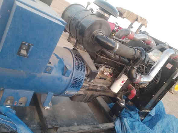 مولد كمنز 250كيفي مامشتغل ولا ساعة الستفسار ***********
