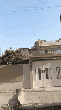 يت للبيع في حي المثنى
📍 قرب مسجد المثنى – خلف السوق (فرع رامي العطار)
📐 المساحة: 421 م²
💰 سعر المتر: 1,400,000
📞 للتواصل: ***********
