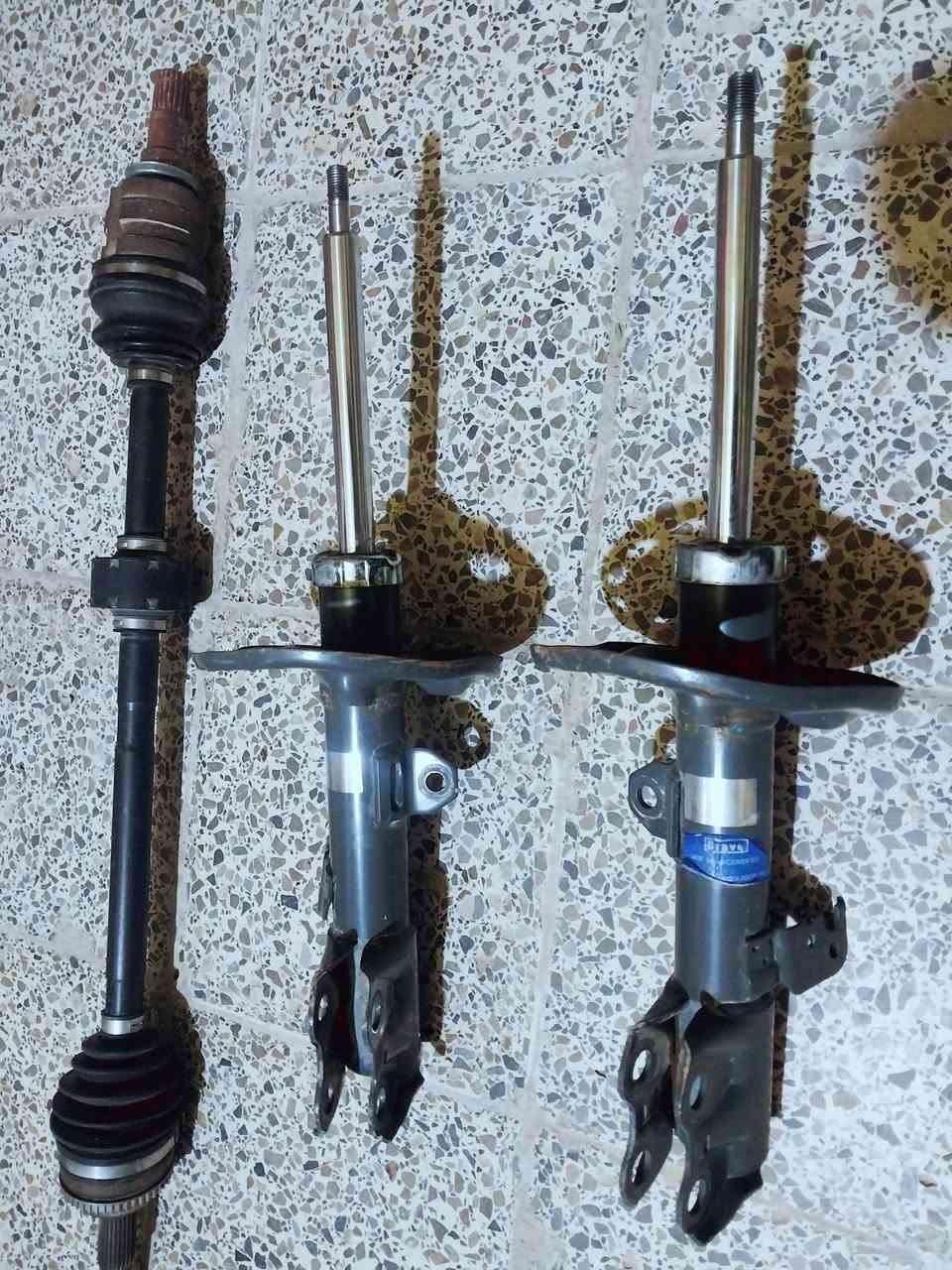 سلام عليكم ورحمة ادرام شفت الطويل ++دبلات أمامي صيني باب أول للبيع ديالى بعقوبه ***********
