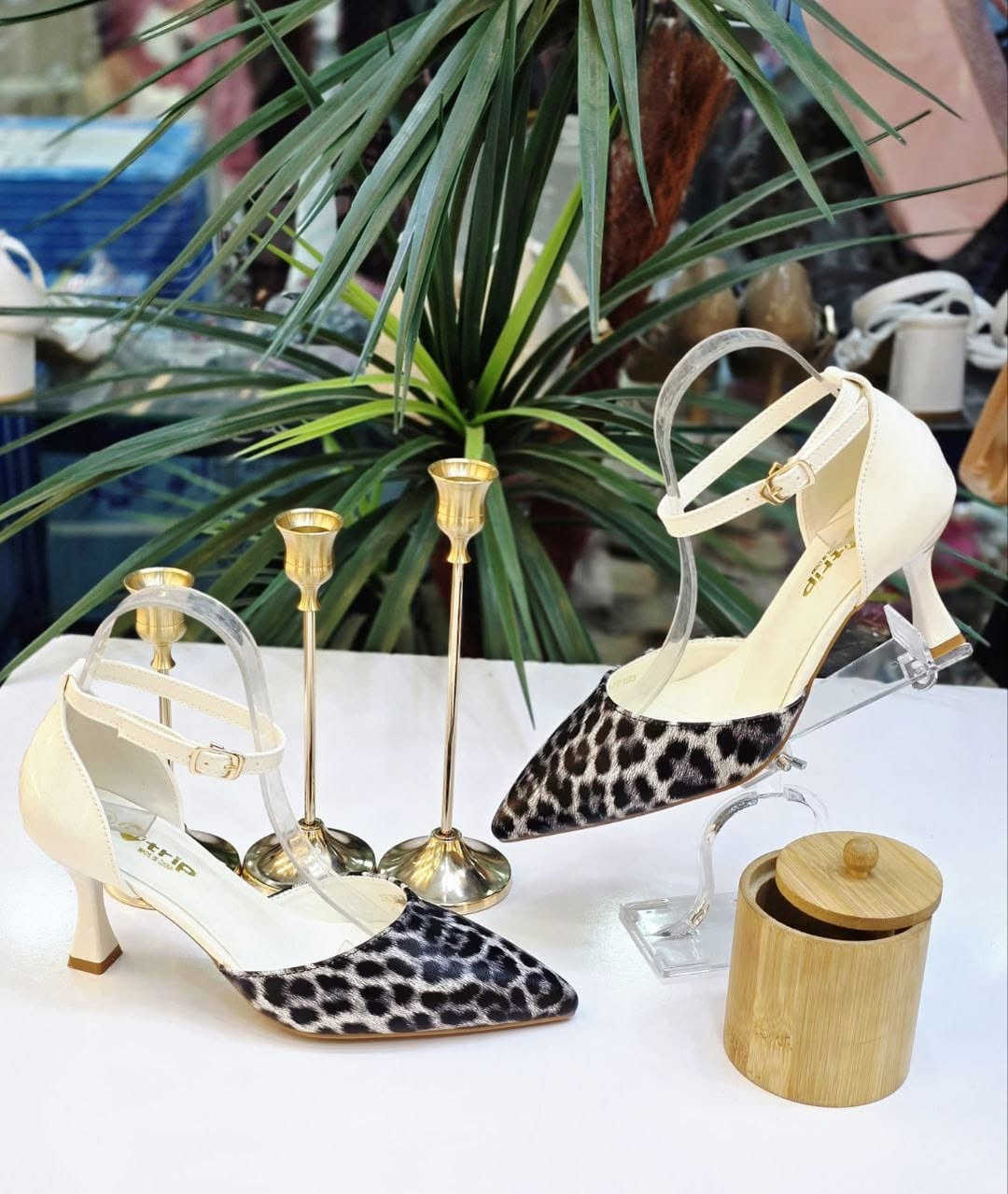 ✨🦋نتهم بأدق التفاصيل👌لتكوني مميزه 🦋✨
كعب ارتفاع 5 سم🦋✨
37-38-39-40-41
مــقــاســات 👆
يـــوجــدتـــوصــــيل جـــمــيــع الـــمــحــافـظـات العراق 🇮🇶 للحجزو الأستـفسار خــــــاص 👉


**إذا كنت صاحب هذا الإعلان وتريد حذفه لأي سبب، رجاءا أرسل رسالة إلى الدعم الفني**