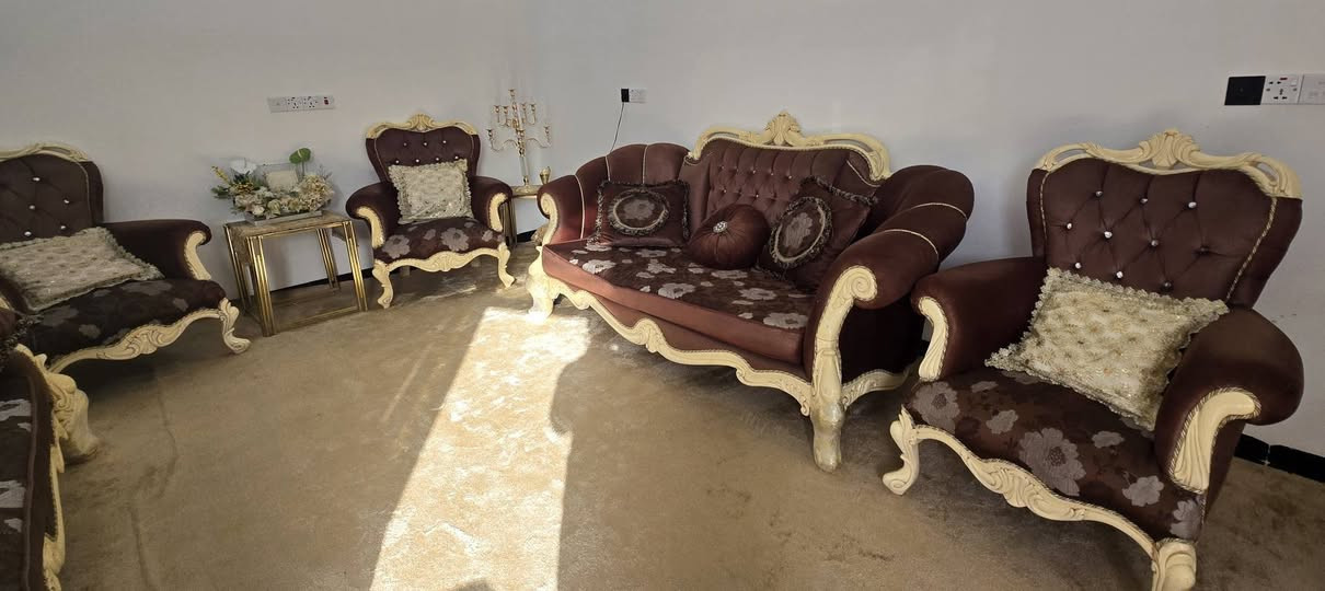 سعره ٨٠٠


**إذا كنت صاحب هذا الإعلان وتريد حذفه لأي سبب، رجاءا أرسل رسالة إلى الدعم الفني**