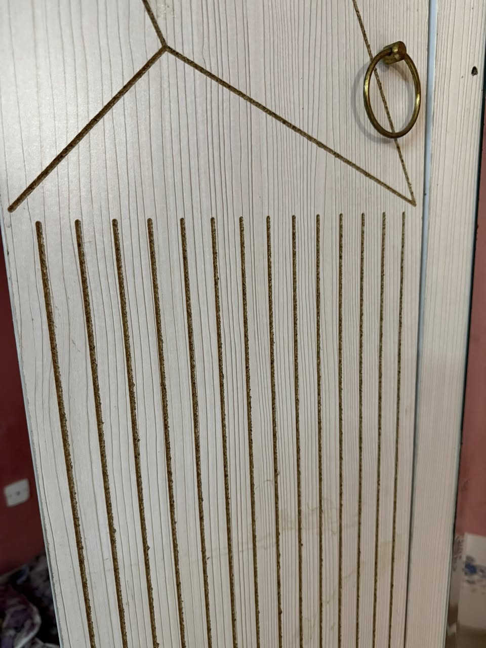 فراش وجزامه واشياء بسيطه اكو للبيع بعدهم نضاف المكان سليمانيه بختياري
***********
