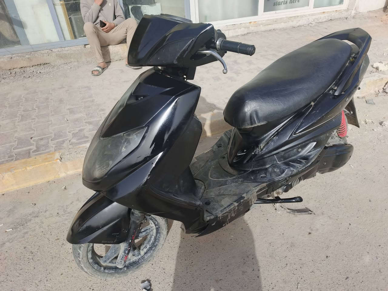 تراجه سكنس فحل. نكره تشتغل. هندر ملغي عوزه شوته. مصبوغه كفراته سود لايت امامي طافي الباقي كل شغلل مكاني دوره. مراوس بدراجه   غو بيع350. مكينه ناعمه وحلوه نكره بكل وقت ***********
