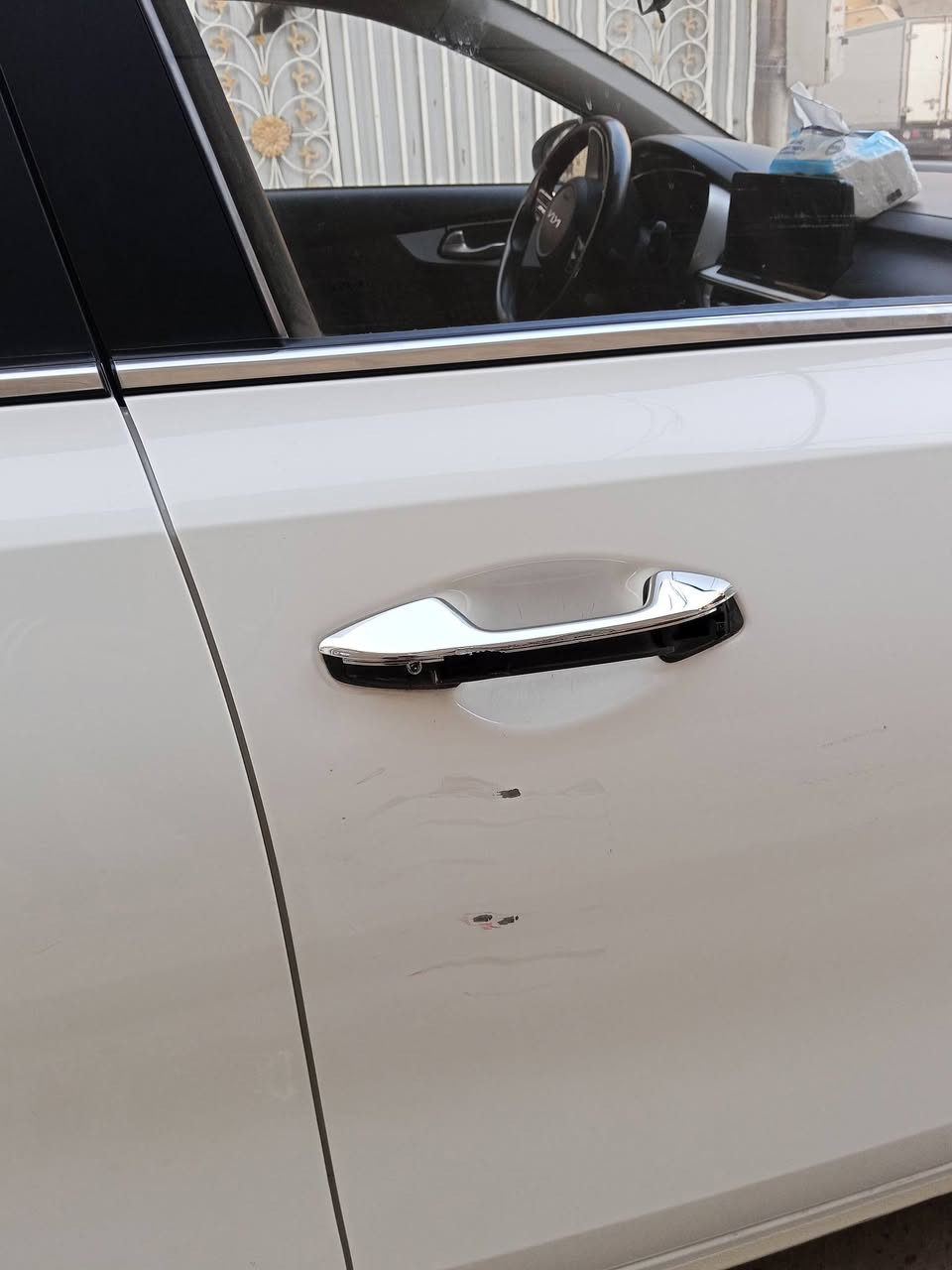 كيا 3 موديل 22 شمالية بسم الشركة بيها حادث الدوسة موضحها بالصور وبيها بارد بهلال الجاملغ الخلفي موضح بالصورة مكينة 1500 دبل نوزل علما السيارة ماشية 37 الف كم هذا. رقم الهاتف
***********
السعر 138 وبيها مجال
