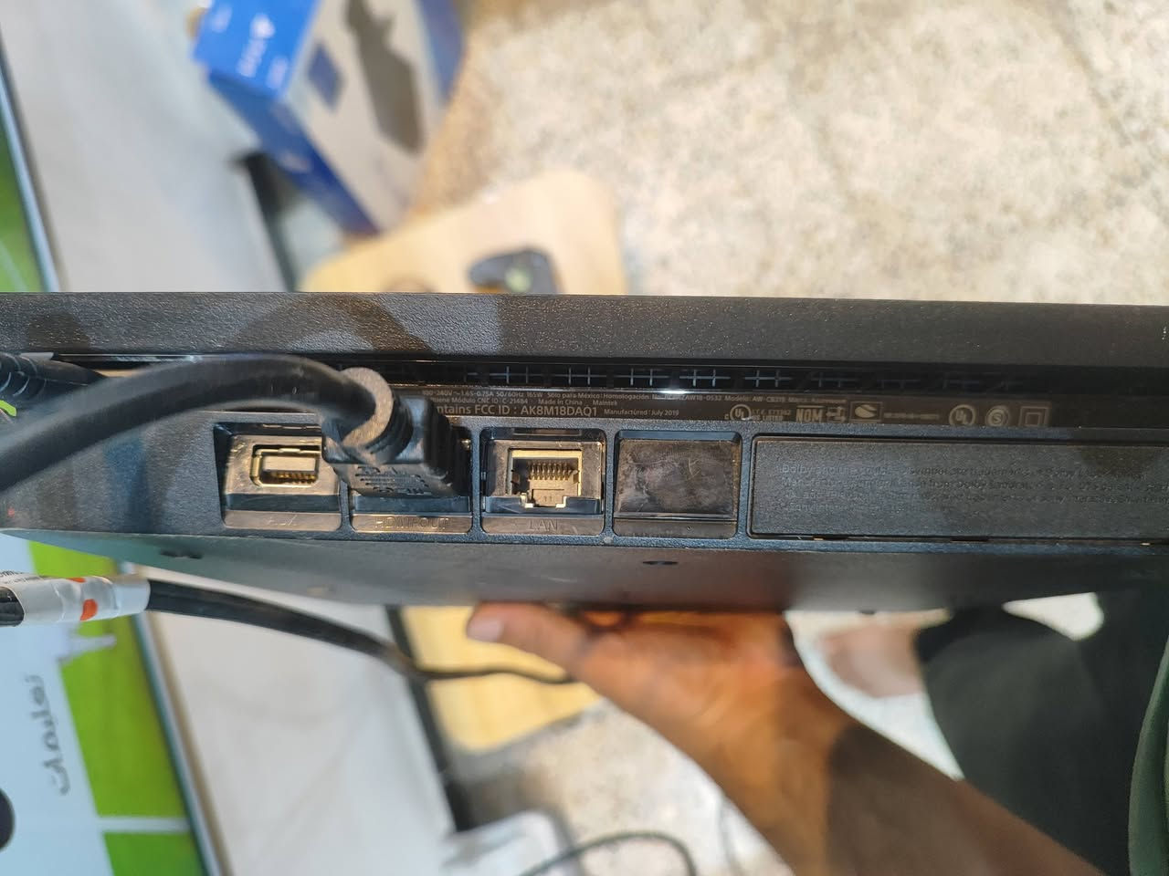 🔹 للبيع بلايستيشن 4 سليم (PS4 Slim) 🔹
▪️ نظام 12.52 ▪️ مهكر نظام قرص ▪️ ذاكرة 1 تيرابايت ▪️ يحتوي على 11 لعبة ▪️ باله أمريكي ▪️ لوك استيكر (غير مفتوح) ▪️ استخدام قليل ونظيف ▪️ جويستك أصلي واحد
 مع UPS نوع ECO الاصلي بقدرة 850VA ▪️ ضمان الـ UPS غير منهتي الى الان 
الجهاز بحالة جيدة وجاهز للفحص والتجربة. 
السعر 300 
📞 للاستفسار والمراسلة على الخاص
***********
