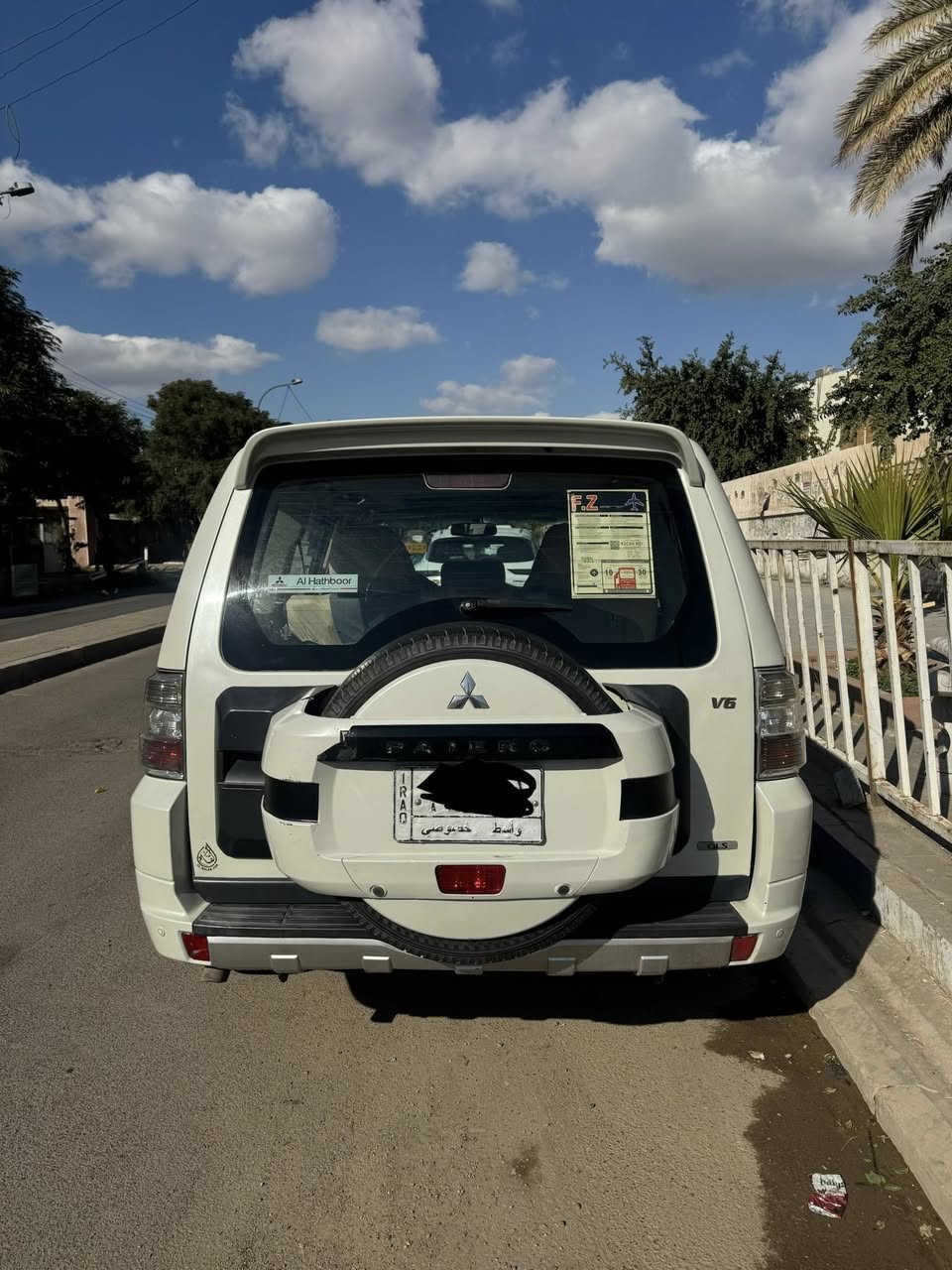 باجيرو 2014
اللوان صدفي رقم واسط
فول خليجي 
ماشية 226 الف
كشنات جلد كهربائية 
6 سلندر  3500
كير محرك نظيف
فتحه سقف 
شاشه كامره  
حساس خلفي أمامي 
مري شفط 
تبريد 3 قطع 
دشبول ودواخل موشم اسود 
ويل كب تايرات تخم جديد
لد خلفي لايتات زنون
7 راكب 
باقي مواصفات 
السيارة مصبوغة صبغ عام ….
السعر 115$ 
إي استفسار  
***********
مكان السيارة بغداد البلديات
