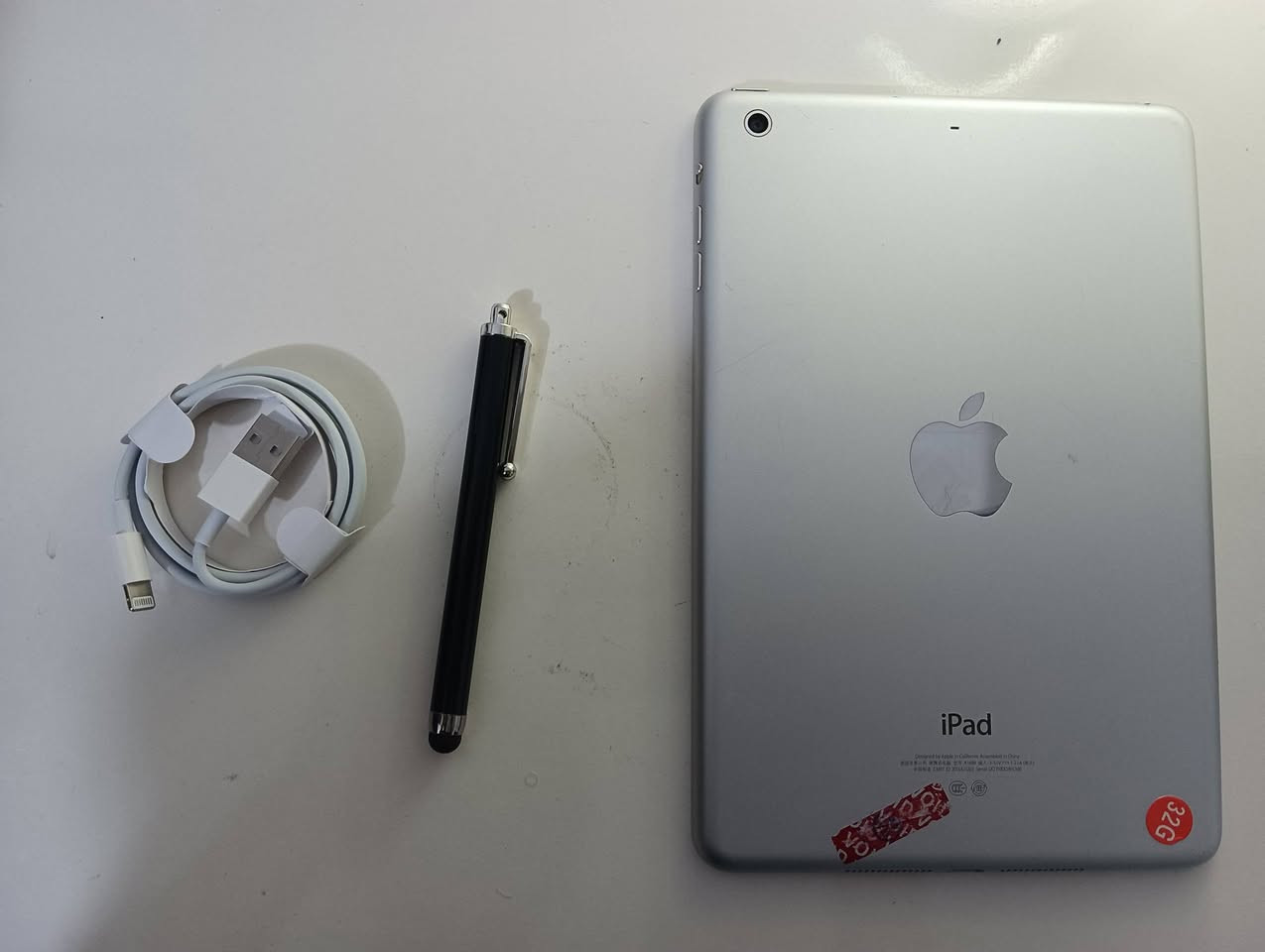 ايباد ابل اصدار قديم
شغال نضيف ذاكره 32
السعر 75


**إذا كنت صاحب هذا الإعلان وتريد حذفه لأي سبب، رجاءا أرسل رسالة إلى الدعم الفني**