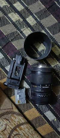 نيكون D7000 • زوم ٧٠-٣٠٠ • نضيفه