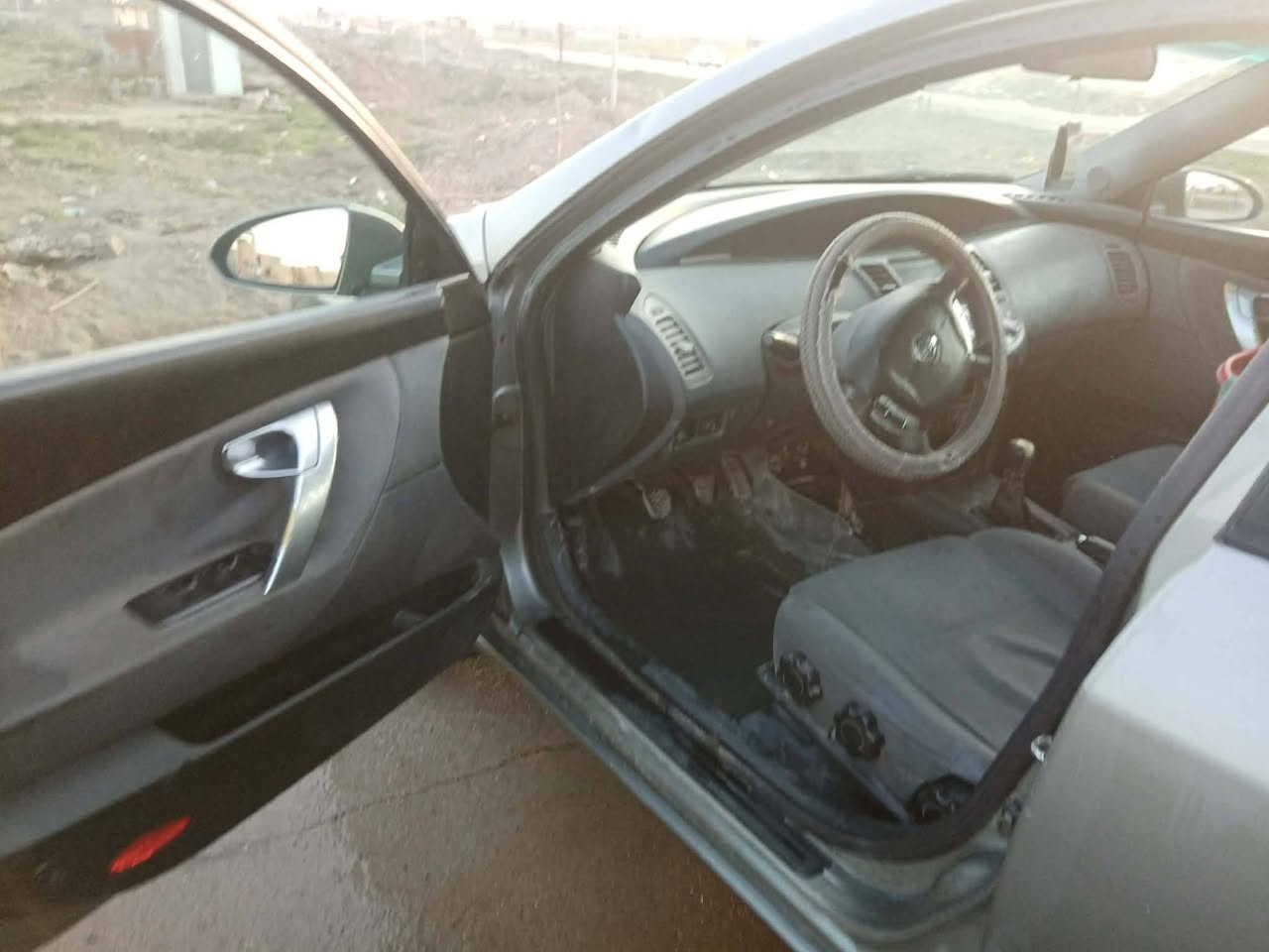 السلام عليكم
للبيع سياره نيسان بريمرا موديل 2006 محرك وگير شرط غرفة حلوة كهربائيات كلها شغاله كامرة خلفيه
سيارة جاهزة ما ناقصه شي والزينه بيها جعلها استاركس.
ترايك عرعر واحتمال تصل مكة
السعر 55 بيها مجال 
شرط الوكالة والتحويل
بقية التفاصيل الاتصال
 على الرقم ***********
مكلف بالنشر
