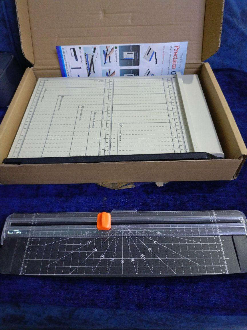 اجهزة كبس عدد٣ A4
جهاز كبس عدد١ A3
مقص ورق عدد ٢
السعر 90 الف دينار مع التوصيل
اجهزة اوربية غير مستخدمة كركوك, العراق


**إذا كنت صاحب هذا الإعلان وتريد حذفه لأي سبب، رجاءا أرسل رسالة إلى الدعم الفني**